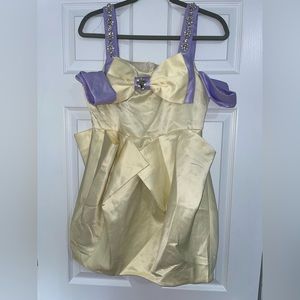 Women’s dress
